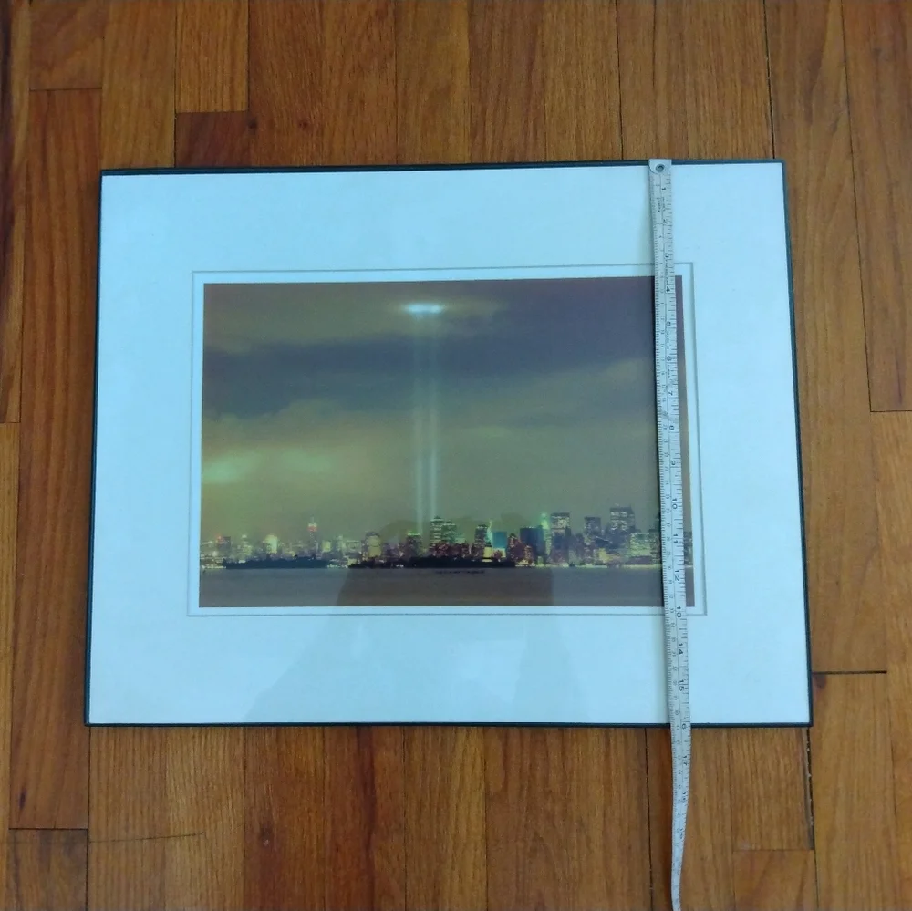 SOLD-3/$10 ⭐ NYC New York City 9/11 Memorial We Will Never Forget Framed Picture - Picture 7 of 12